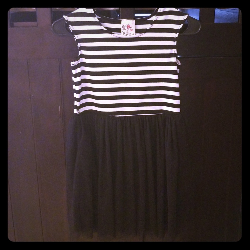 Girls Black and White Dress